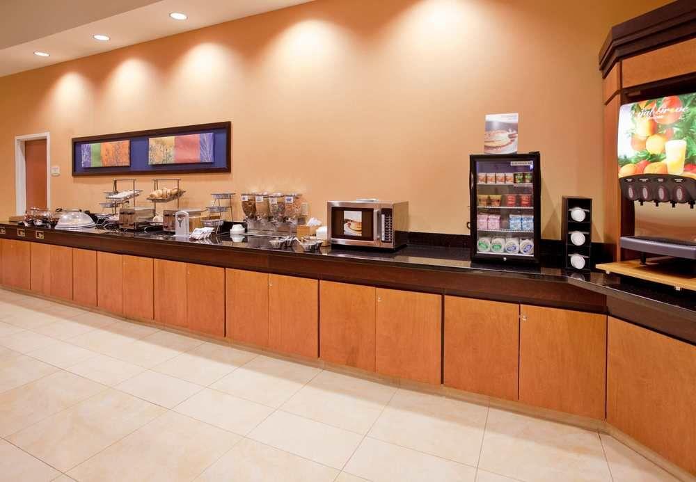 Fairfield Inn & Suites By Marriott Kearney Zewnętrze zdjęcie